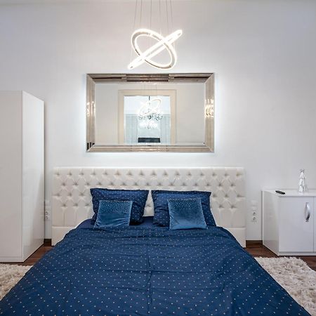 Opera Balkony Luxury Apartment With Free Parking Budapest Exterior foto