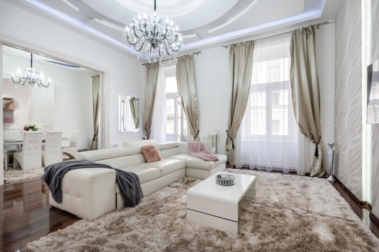 Opera Balkony Luxury Apartment With Free Parking Budapest Exterior foto