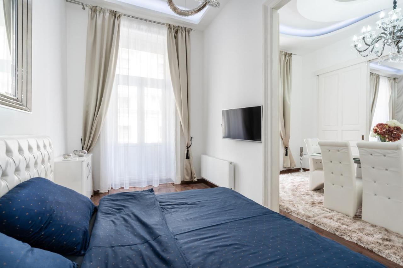 Opera Balkony Luxury Apartment With Free Parking Budapest Exterior foto