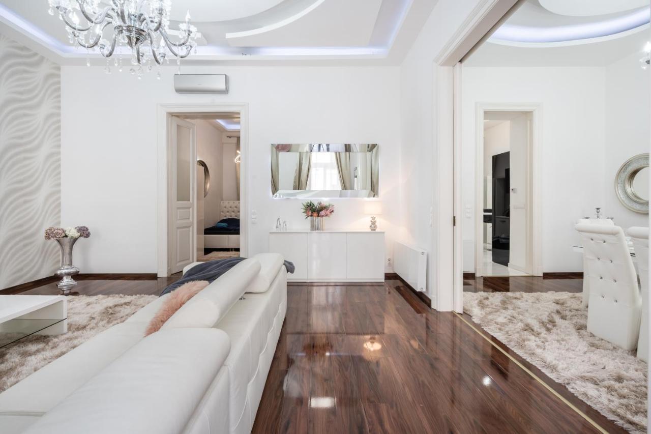 Opera Balkony Luxury Apartment With Free Parking Budapest Exterior foto