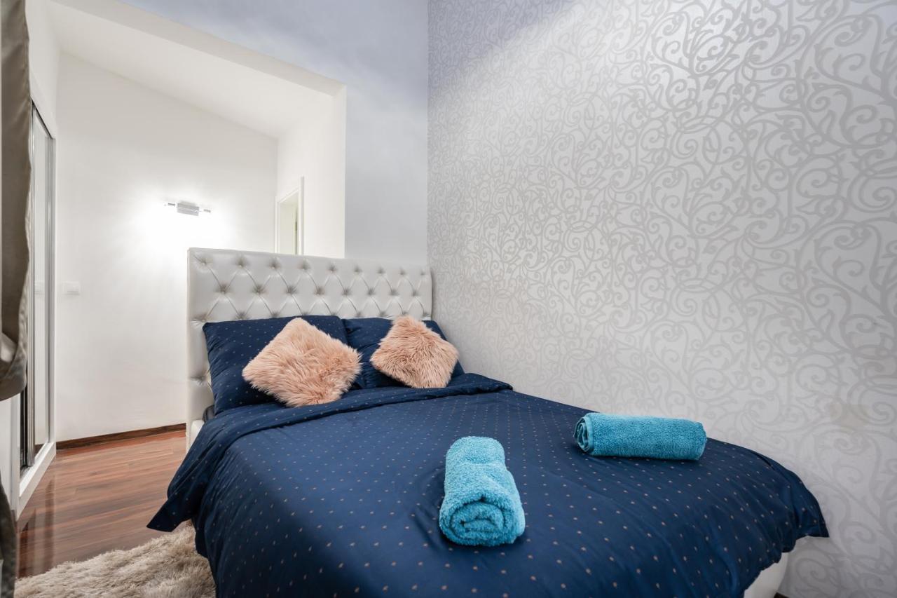 Opera Balkony Luxury Apartment With Free Parking Budapest Exterior foto