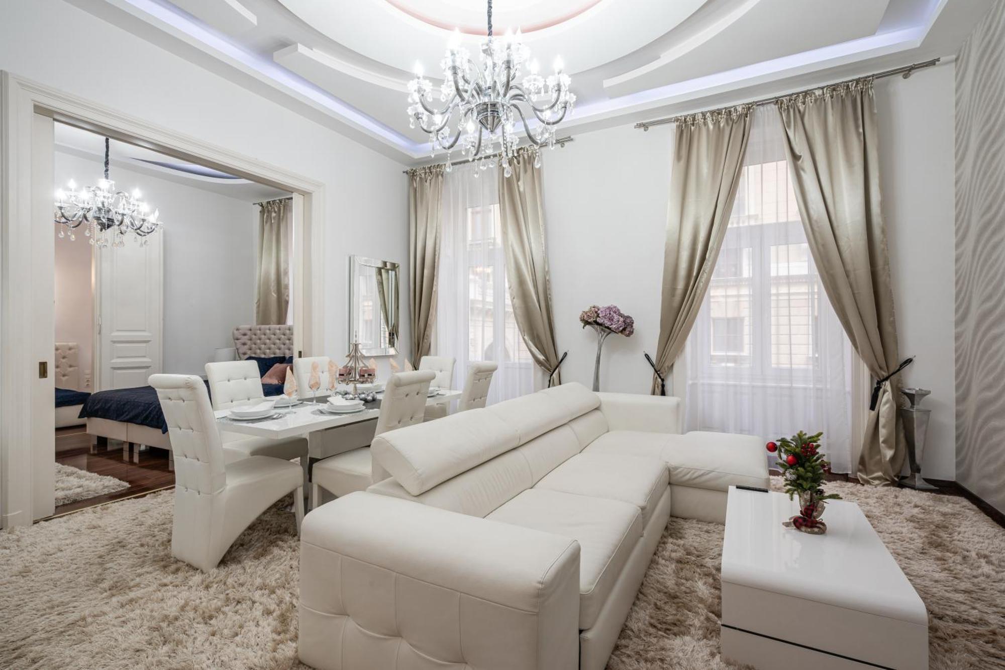 Opera Balkony Luxury Apartment With Free Parking Budapest Exterior foto